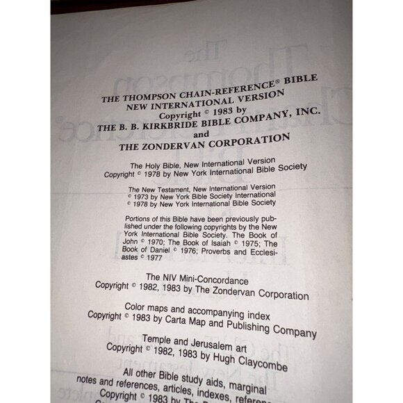 Thompson Chain-Reference Bible New International Version Burgundy Hardcover 1983 - Picture 13 of 16